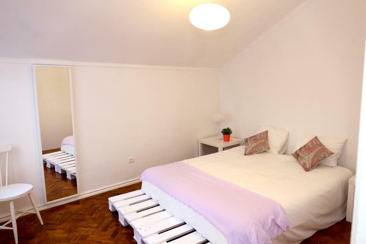 White Cosy Apartment Lisabona Exterior foto