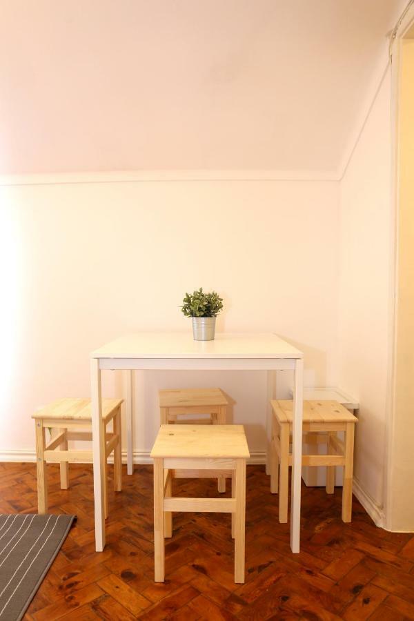 White Cosy Apartment Lisabona Exterior foto